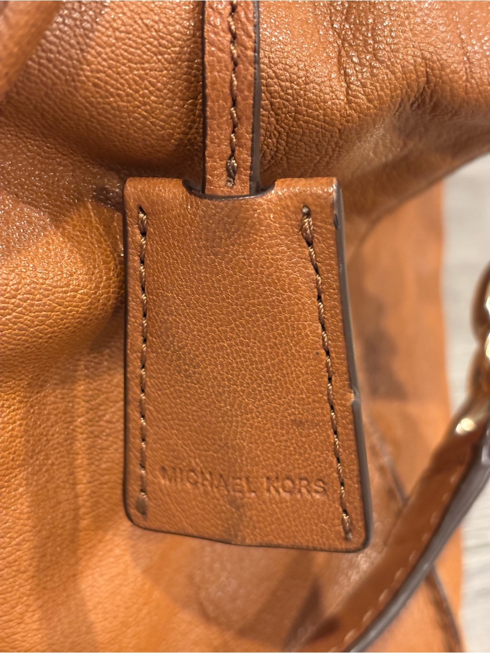 Michael Kors Vintage Hamilton Leather Tote - Luggage Brown/ Gold - Picture 7 of 7